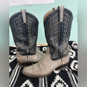Grey and black fashion cowboy boots